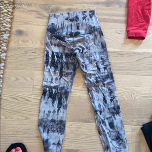 Lululemon align 25” pant tie dye